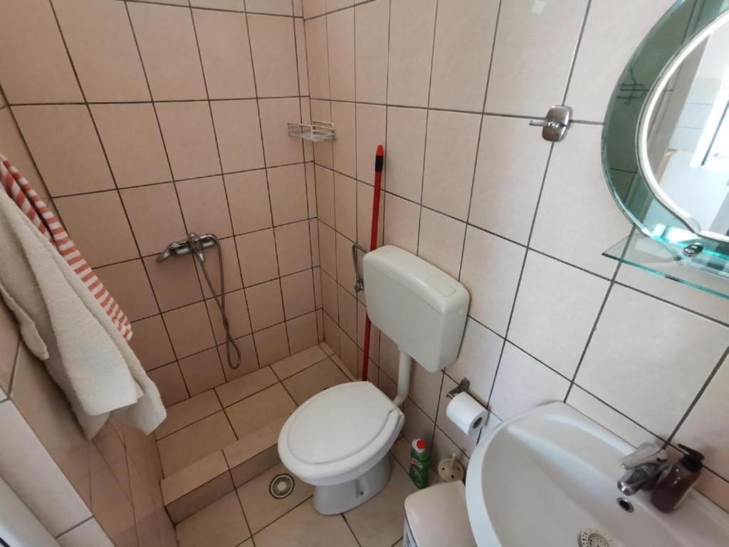 Natasha Rooms Himarë Eksteriør billede